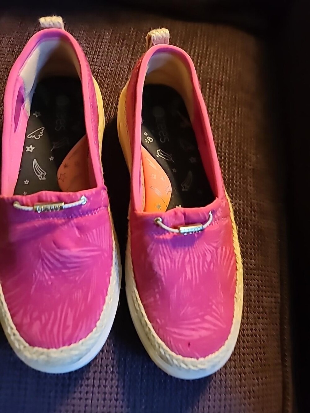 BZees Maui Women’s Espadrille Sneakers Shoes – Size 8M - Pink